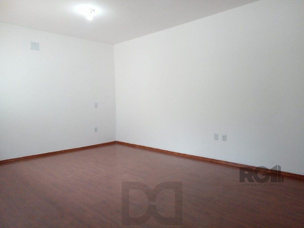 Sobrado no bairro Higienópolis de 3 dormitórios e 3 vagas — foto 12