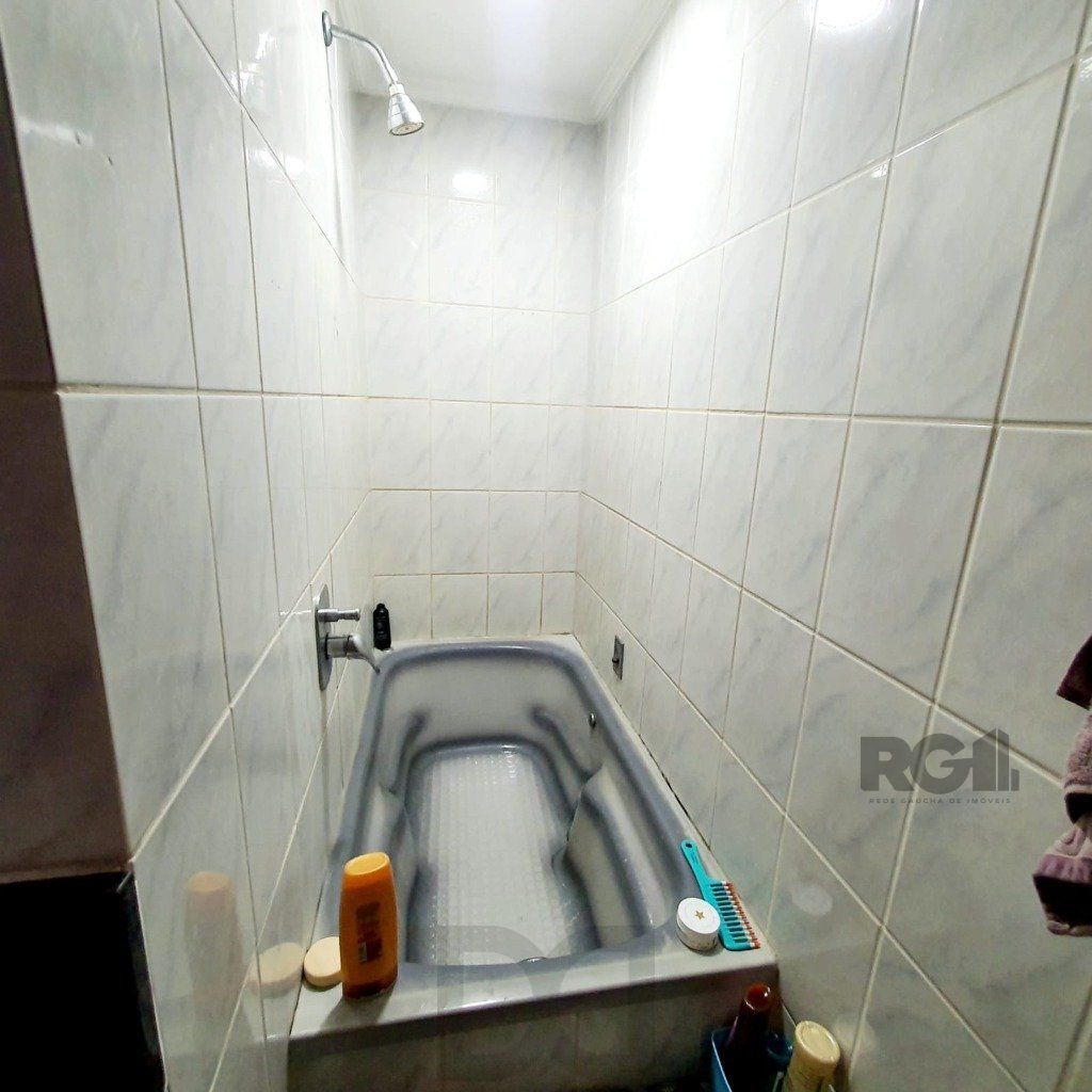 Apartamento de 2 dormitórios e vaga no Cristal — foto 9