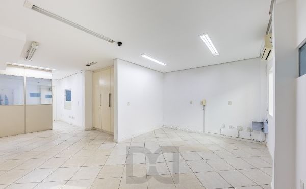 Prédio comercial com loja no bairro Rio Branco com 237m² — foto 25
