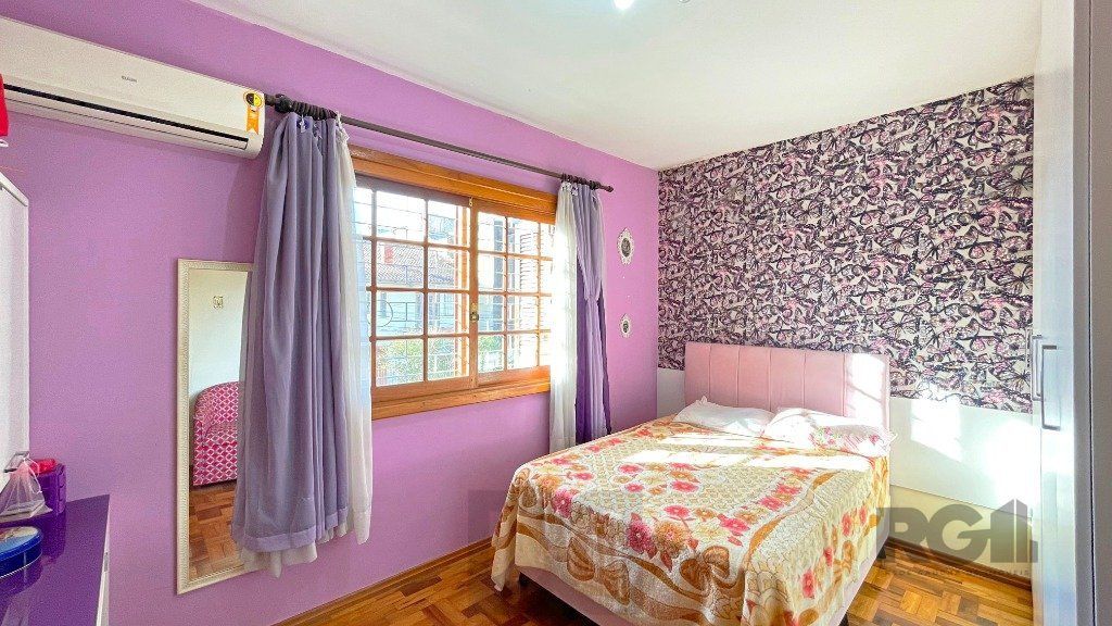 Casa 4 Dormitórios, Piscina, Bairro Gloria — foto 6
