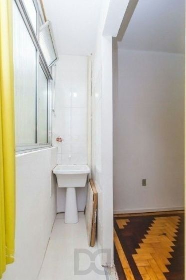 Apartamento no bairro Santana de 2 dormitórios DESOCUPADO — foto 16
