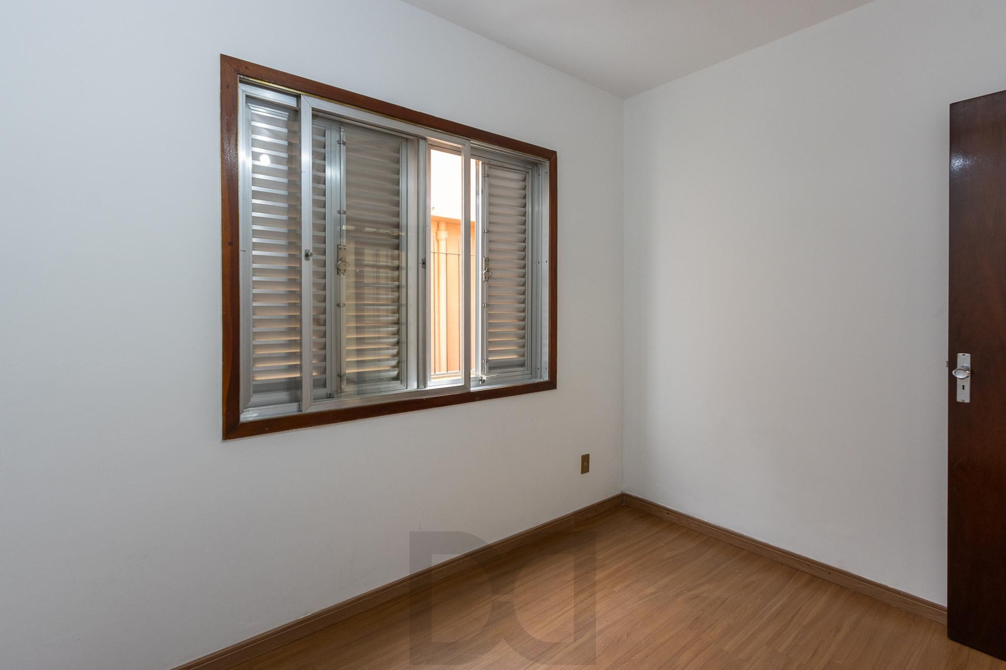 CASA RESIDENCIAL 04 DORMITÓRIOS | CAVALHADA — foto 14