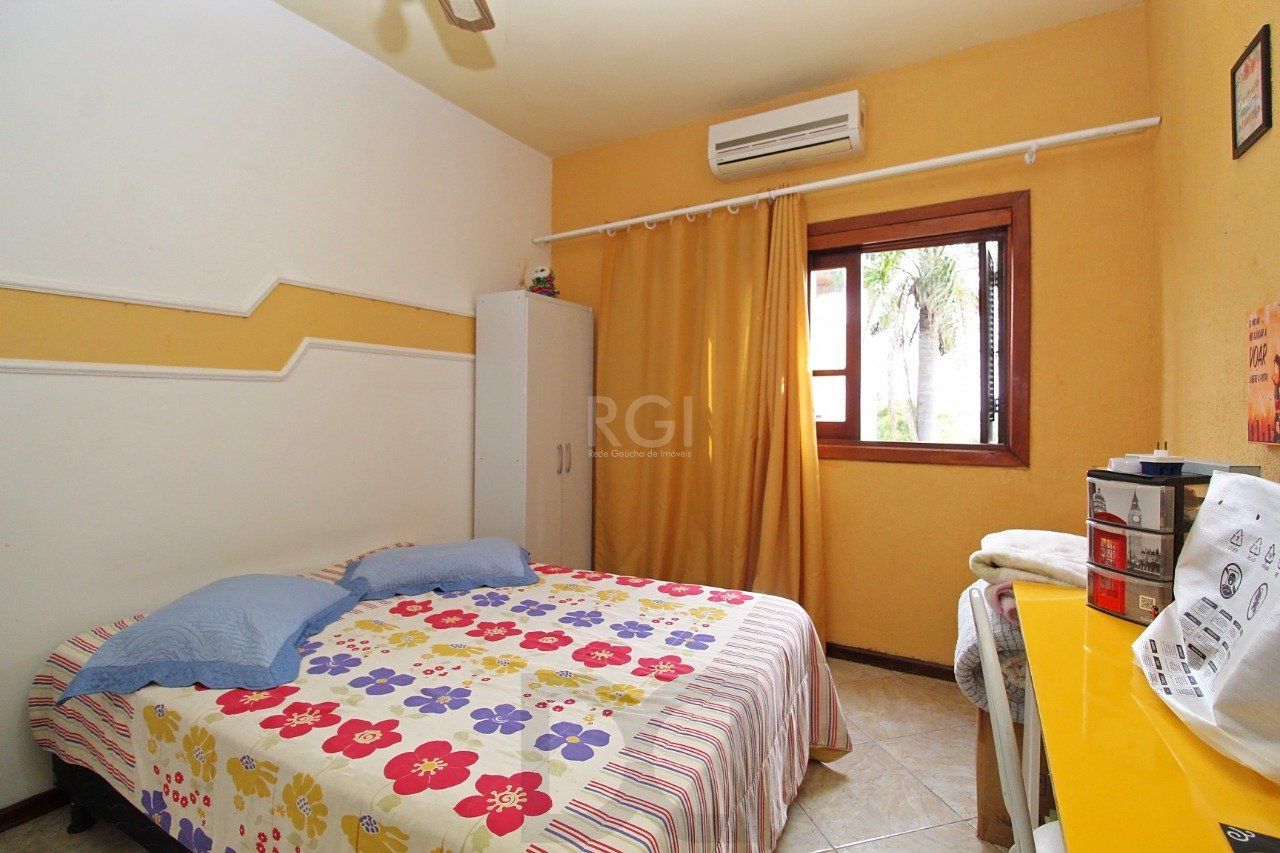 Casa para Venda - 339m², 3 dormitórios, 2 vagas - Vila Nova, Porto Alegre — foto 11