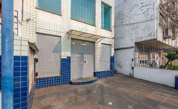 Prédio comercial com loja no bairro Rio Branco com 237m² — foto 1