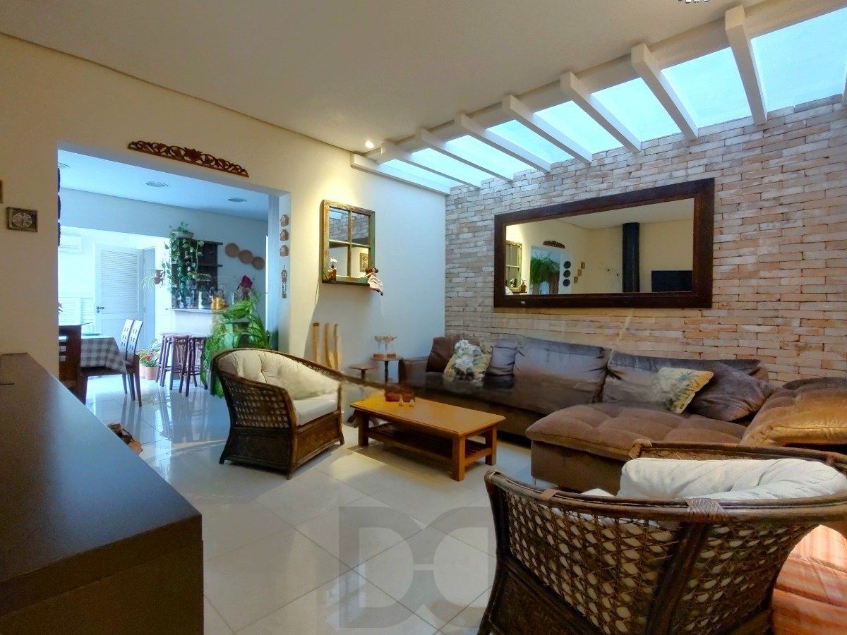 Casa com 4 dormitórios, espaço gourmet e terraço na Zona Norte de Porto Alegre — foto 8