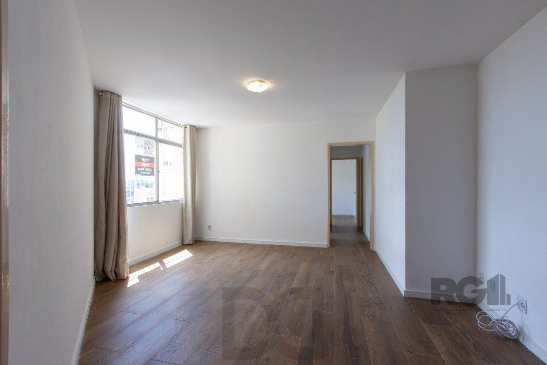 Apartamento de 2 Dormitórios com Vaga Coberta no Conjunto Residencial Santos Dumont — foto 1