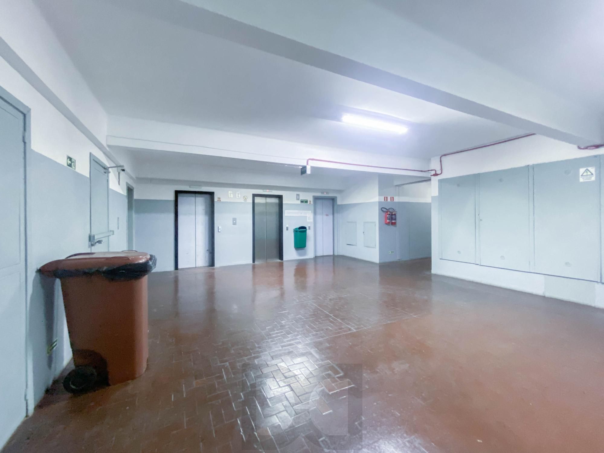 Consultório Vista para o Guaíba, 2 Ambientes e Banheiro - Galeria do Rosário — foto 24