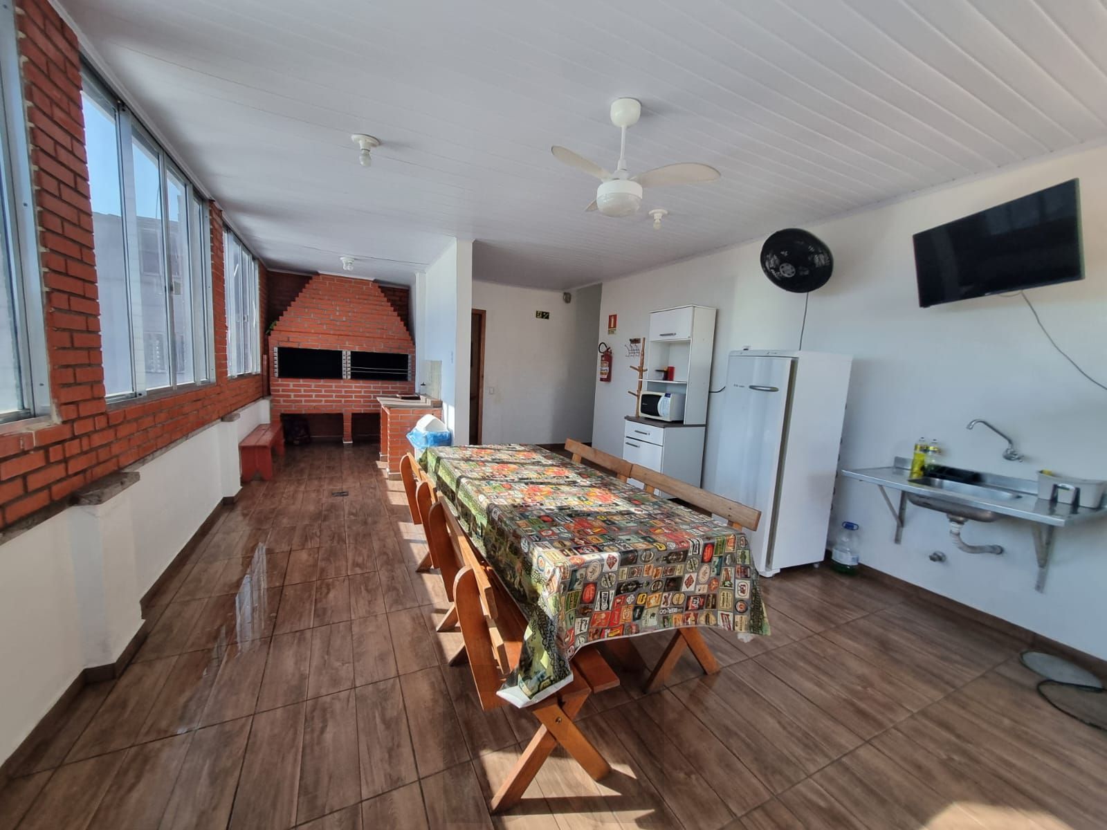 Apartamento de 2 dormitórios no bairro Partenon. — foto 30
