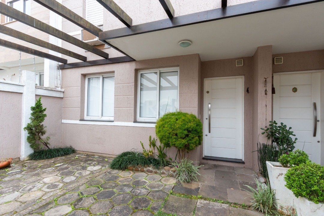 Casa em condomínio com 4 dormitórios. Bairro Vila Assunção — foto 2