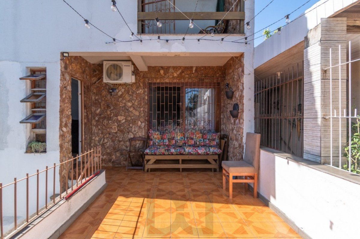 Casa com 2 quartos, 2 vaga, sacada e churrasqueira no bairro Costa e Silva — foto 28
