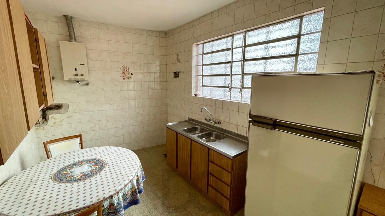 Casa ampla com pátio gourmet e árvores frutíferas — foto 17