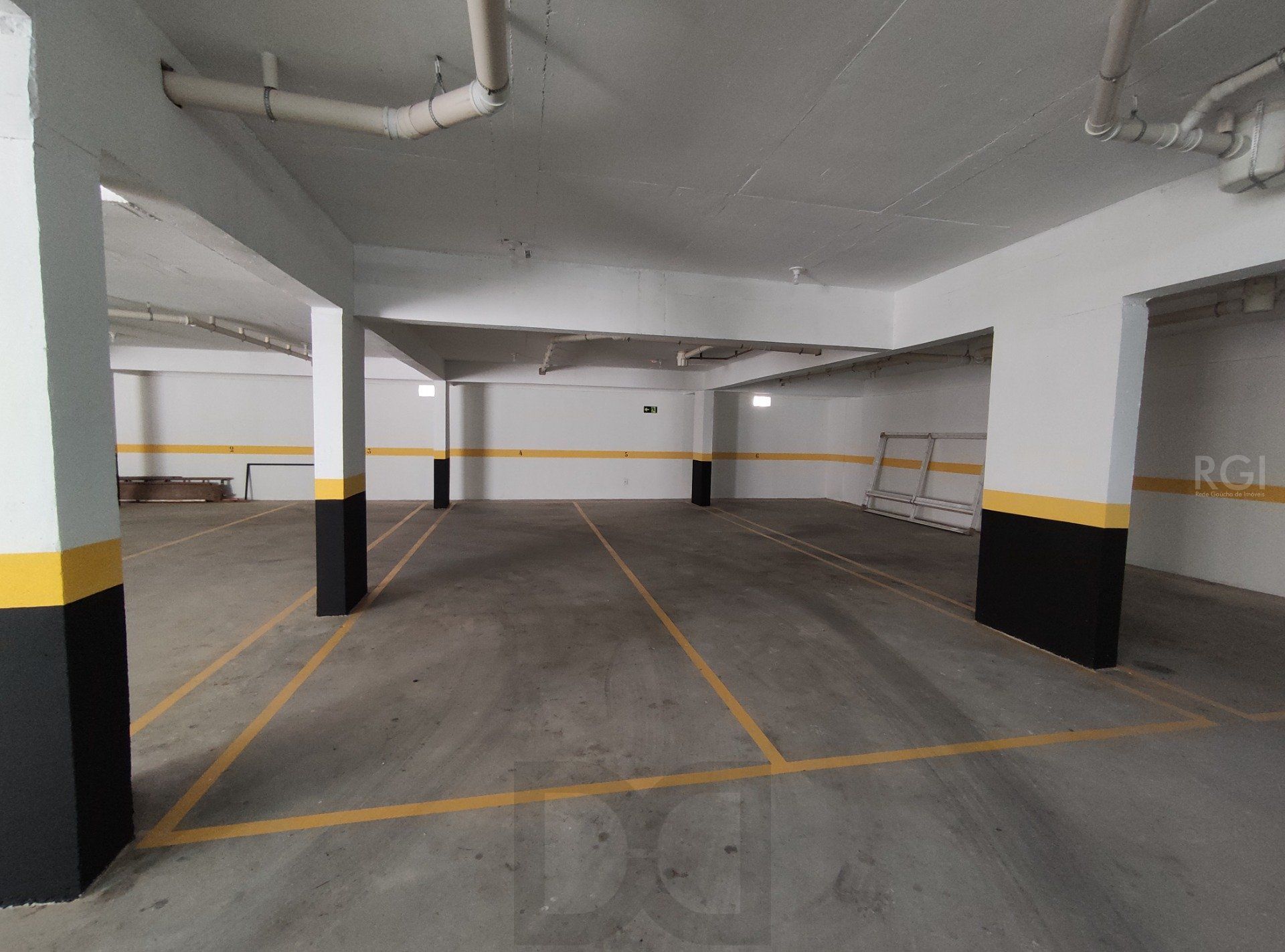 Duplex para Venda - 83.08m², 2 dormitórios, sendo 2 suites, 2 vagas - Petrópolis — foto 17