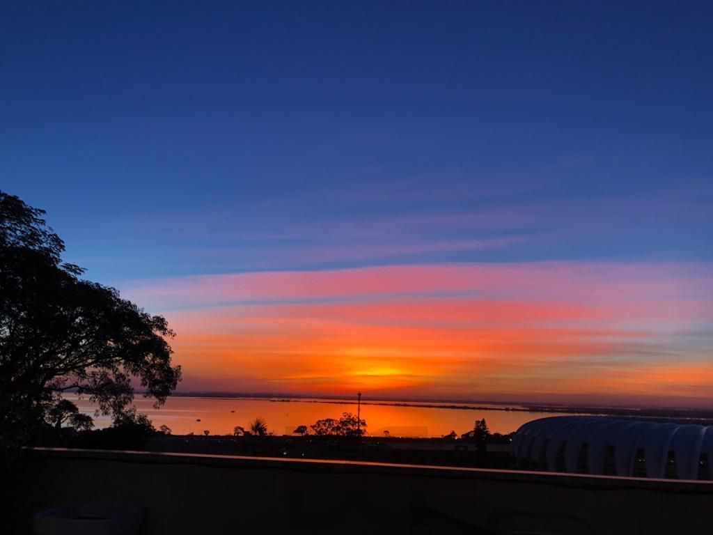 Apartamento com 3 quartos à venda na Rua Monroe, Praia de Belas, Porto Alegre — foto 1
