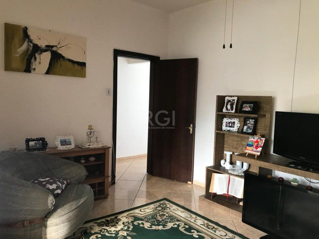 Casa residencial/comercial, com 350m² privativos, 4 quartos, 5 vagas de garagem - Bairro Tristeza — foto 4