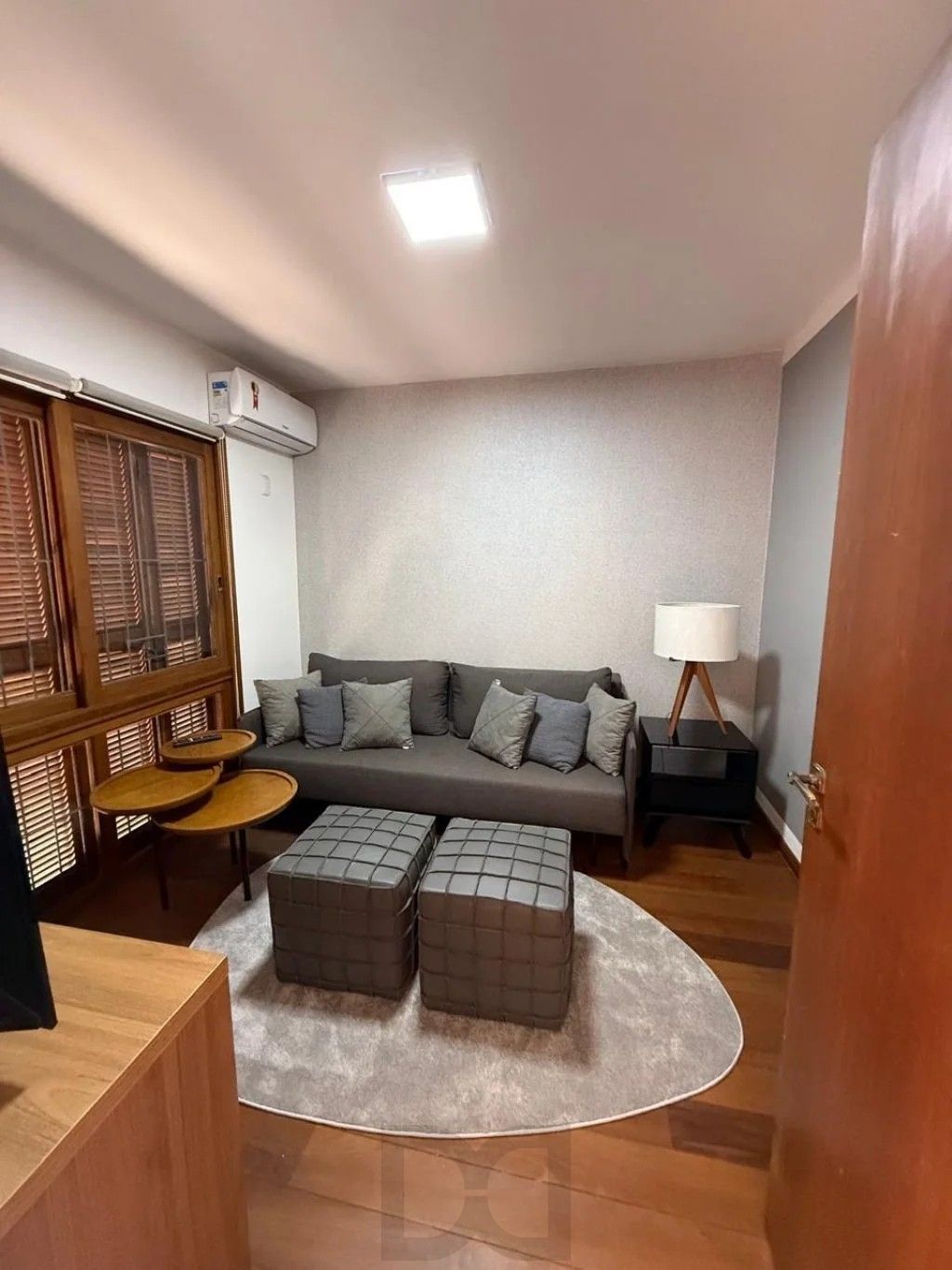 Casa de 3 dormitórios e 4 vagas de garagem no Bairro gloria em Porto Alegre. — foto 16