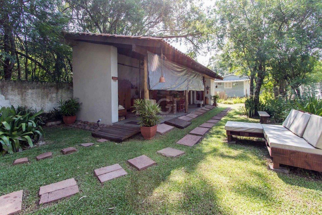 Casa para Venda - 250m², 3 dormitórios, sendo 2 suites, 3 vagas - Ponta Grossa — foto 38