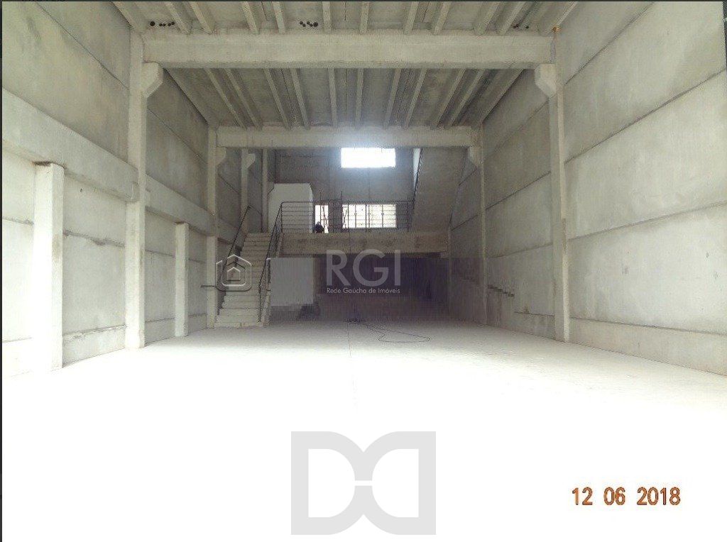 Loja para Venda - 810m², 0 dormitórios, Glória — foto 1