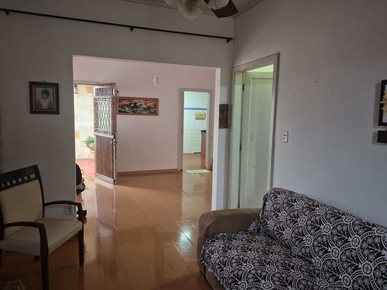 Casa 2 quartos, com anexo - Bairro Tristeza — foto 9