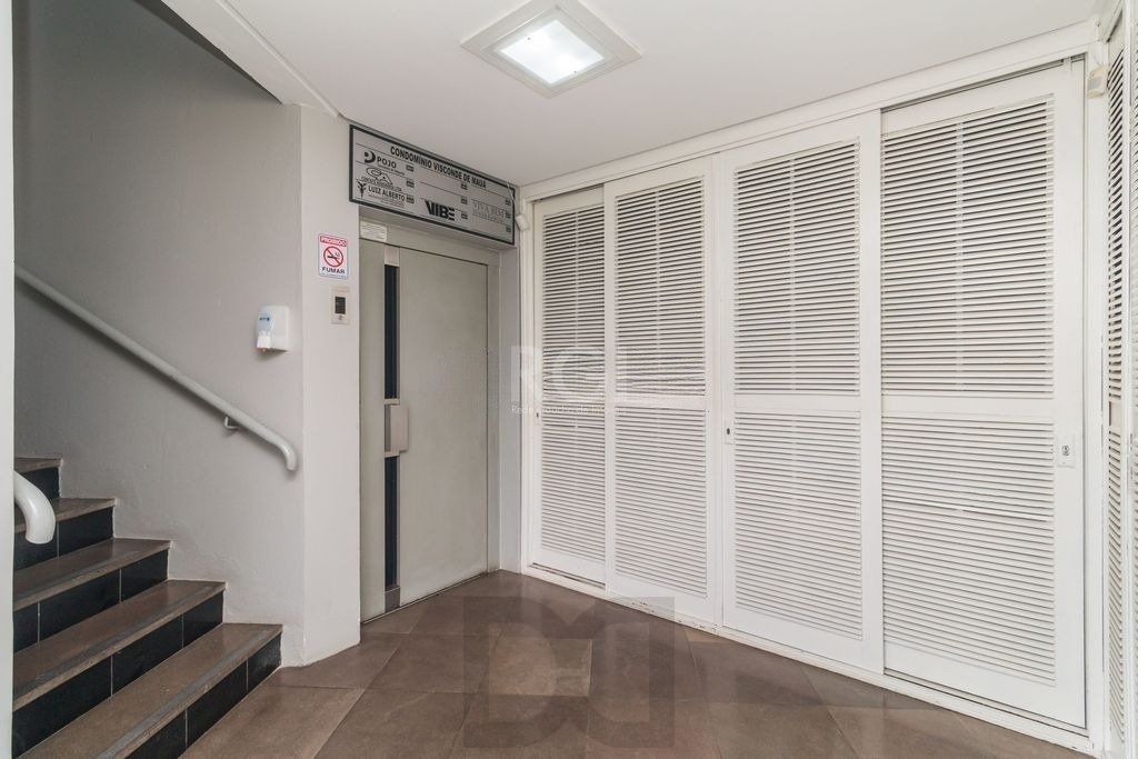 Sala comercial de 47m² - 1 sala e 1 banheiro no Passo da Areia — foto 5