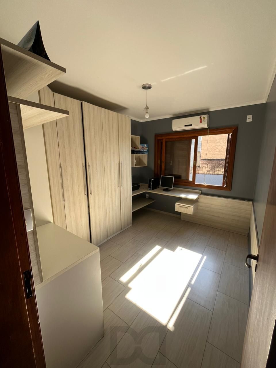 Sobrado triplex com piscina no Loteamento Nova Ipanema — foto 19