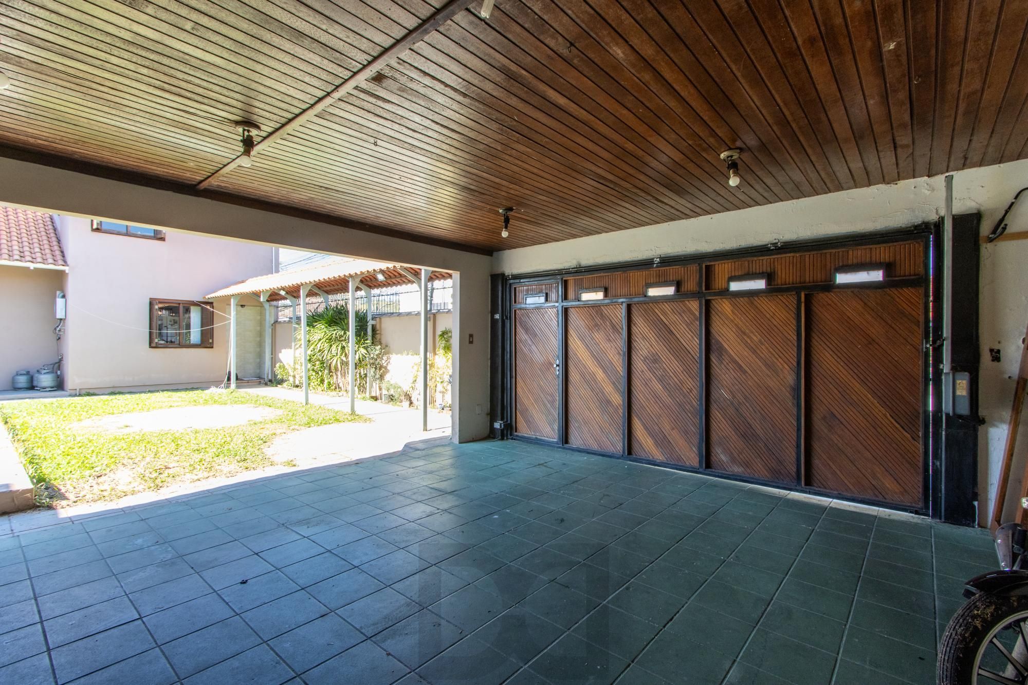 Casa para Venda - 255.68m², 4 dormitórios, sendo 1 suites, 2 vagas - Tristeza — foto 47