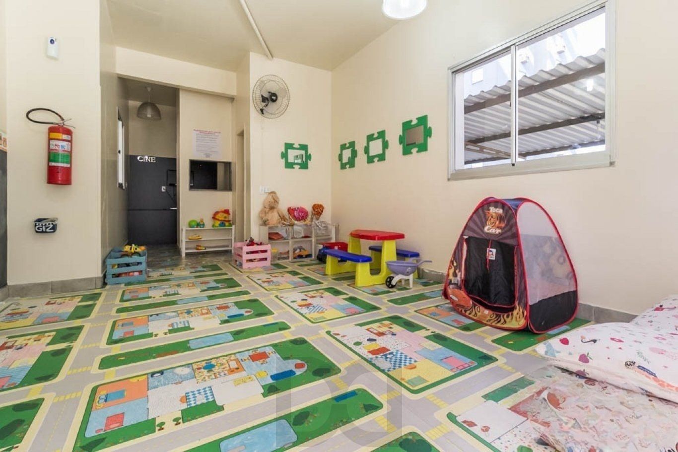 Apartamento de 2 dormitórios, elevador,1vaga de garagem, no Bairro Sarandi POA. — foto 18