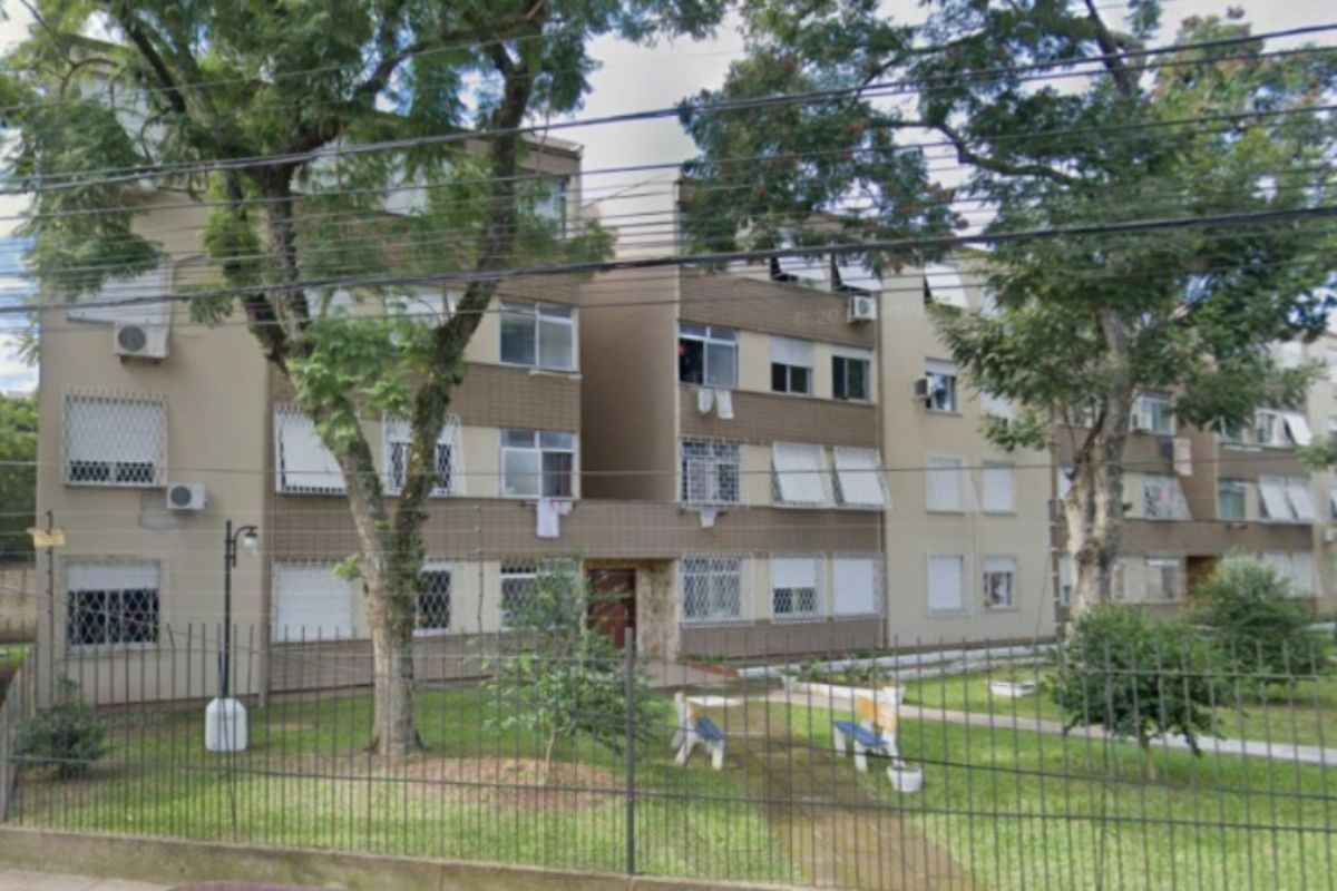 Apartamento com 2 quartos, no bairro Cavalhada — foto 13