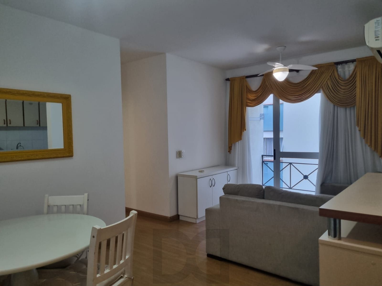 Apartamento de 3 dormitórios, sendo 1 suíte, no bairro Santo Antonio. — foto 3