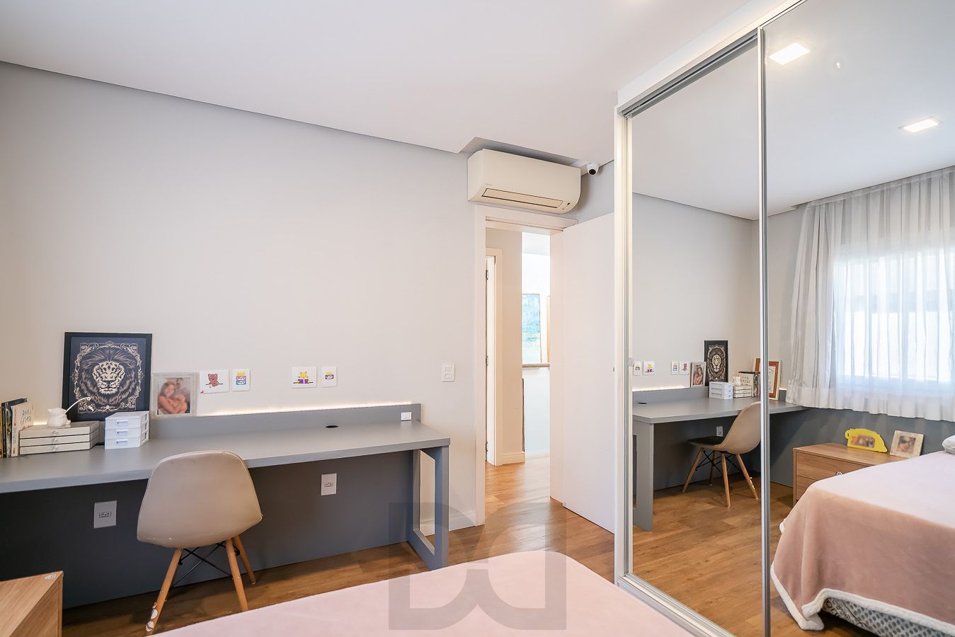Casa em Condomínio com 4 quartos e 275m² à venda em Sarandi, Porto Alegre. — foto 42