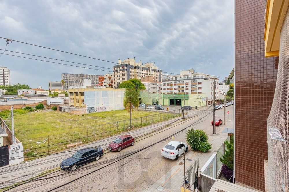 Apartamento com 1 Suite, sacada e 1 vaga de garagem no bairro Cidade Baixa — foto 24