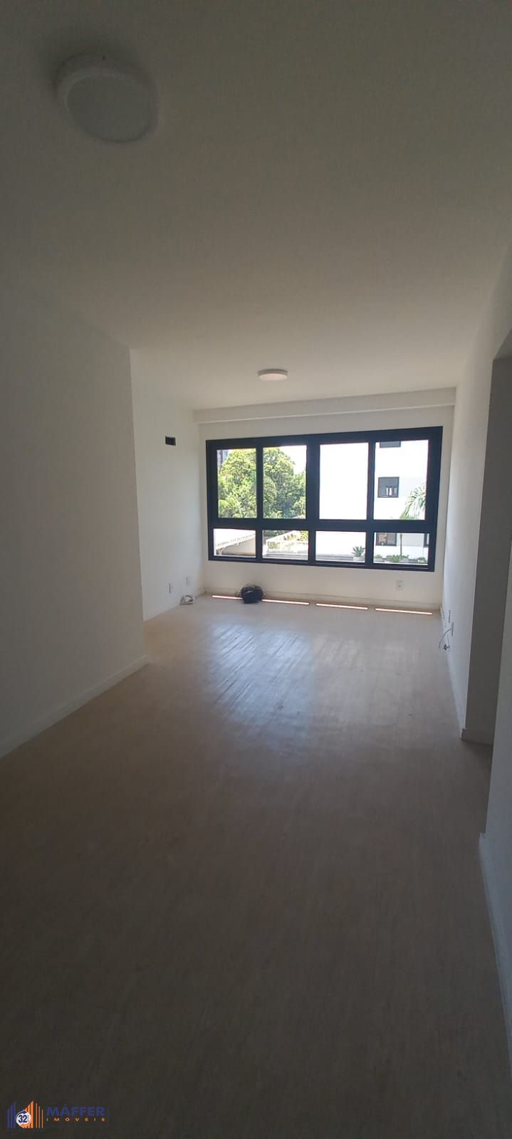 APARTAMENTO 02 DORMITÓRIOS , SUÍTE E VAGA COBERTA