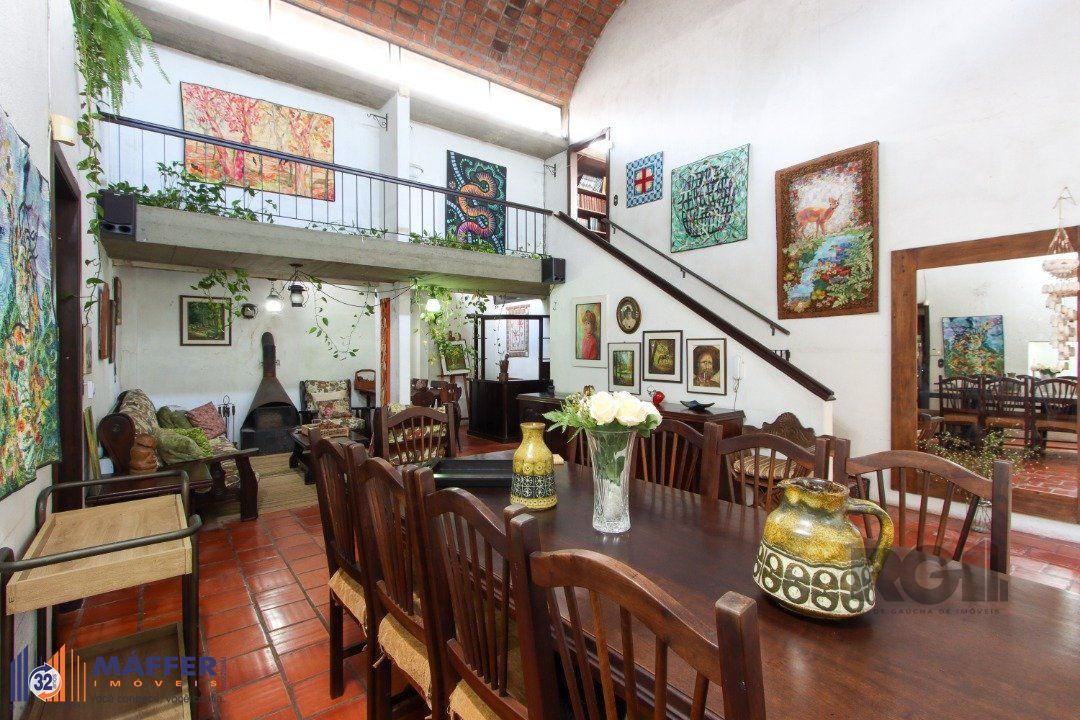 Casa para Venda - 393m², 4 dormitórios, sendo 2 suites, 4 vagas - Ipanema