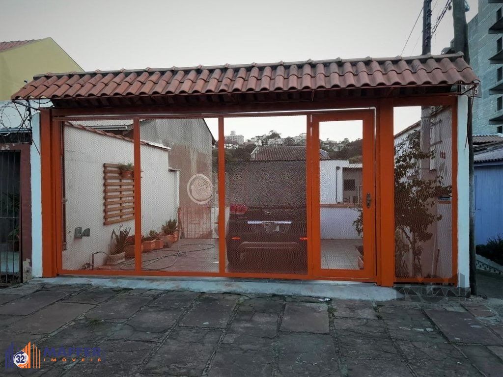 Casa 3 dormitórios à venda Rua São Joaquim, Glória - Porto Alegre