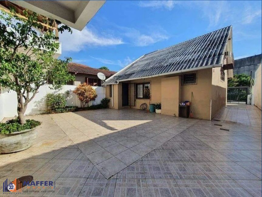 Casa 4 quartos à venda, 328m², Glória - Porto Alegre