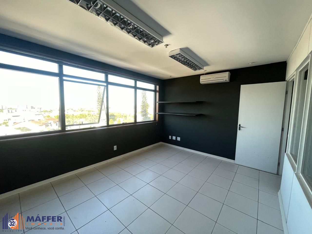 Sala Comercial, 1 sala, à venda, 43 m², Boa Vista - Porto Alegre — foto 2