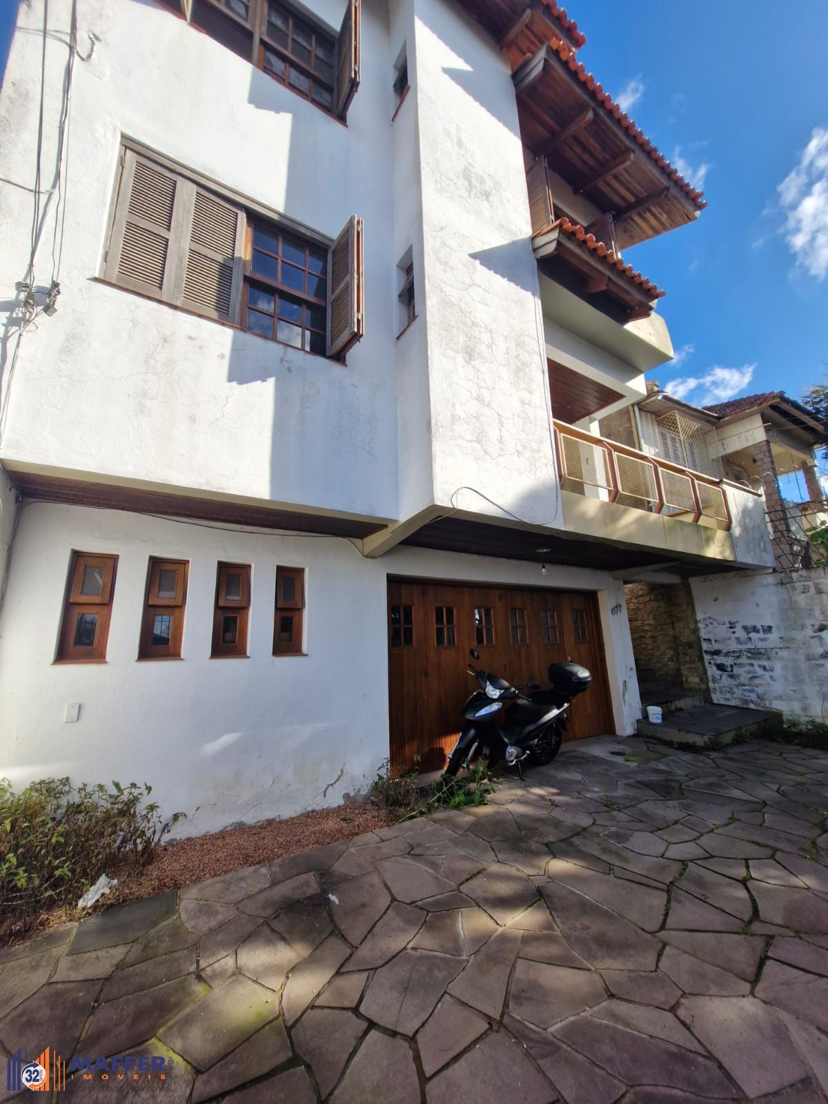 Casa 3 dormitórios bairro Teresópolis