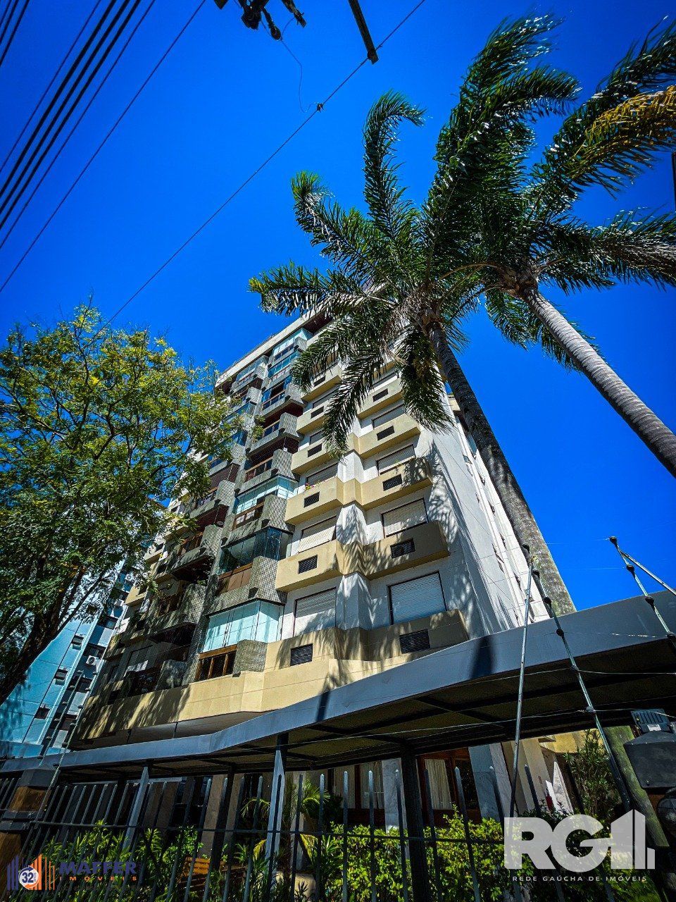 Apartamento 2D com suíte próximo a Praça da Encol.