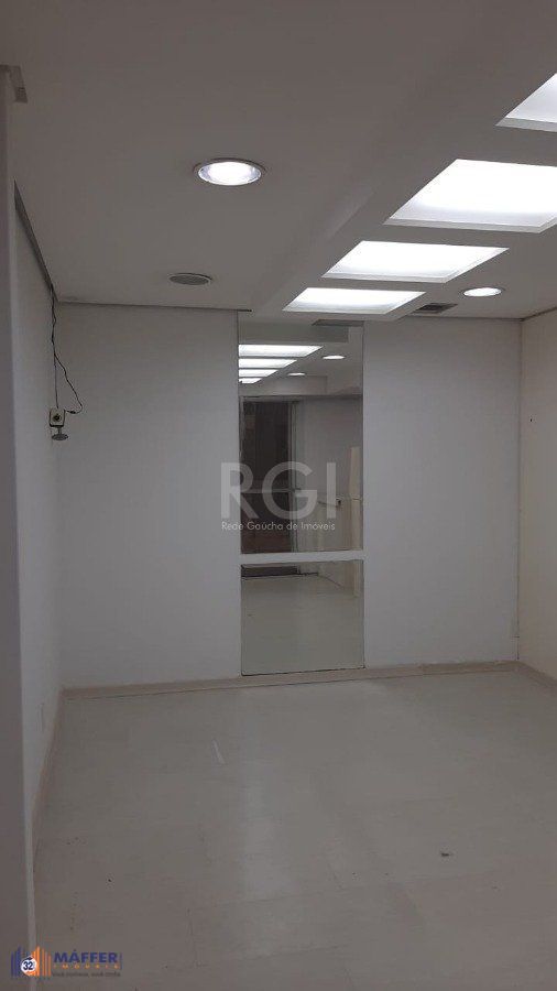 Loja para Venda - 26m², 0 dormitórios, Moinhos de Vento
