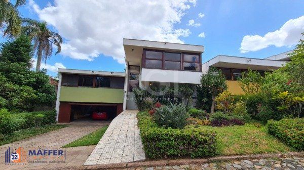 Casa Condominio para Venda - 300m², 4 dormitórios, sendo 1 suites, 2 vagas - Santa Tereza
