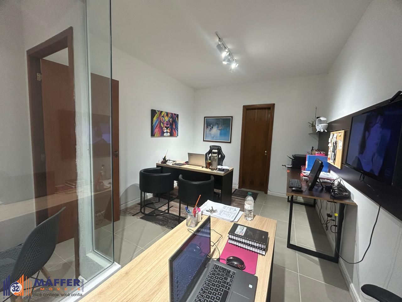 Excelente sala comercial mobiliada na Cidade Baixa - Porto Alegre -