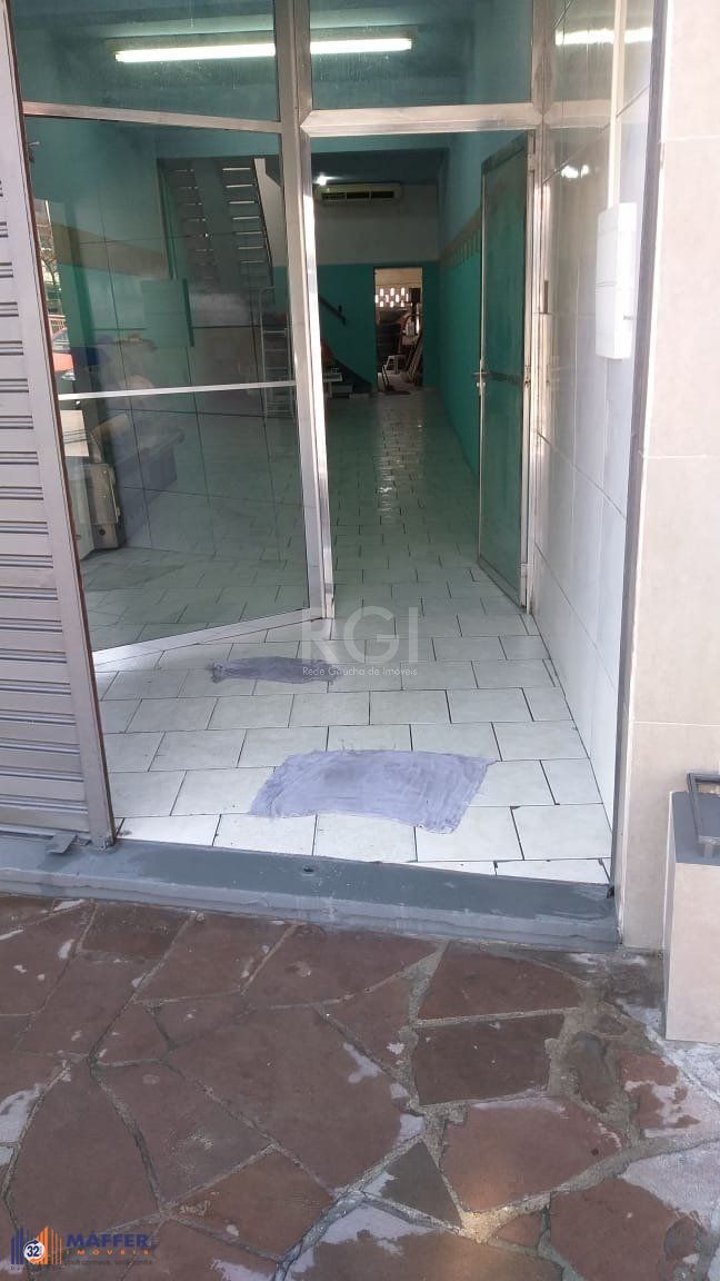 Loja, à venda, 160 m², São João - Porto Alegre — foto 2