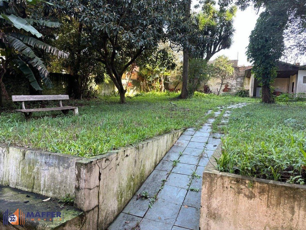 Vende-se terreno 965m² próximo a Protásio Alves e Prof. Cristiano Fischer - Petrópolis