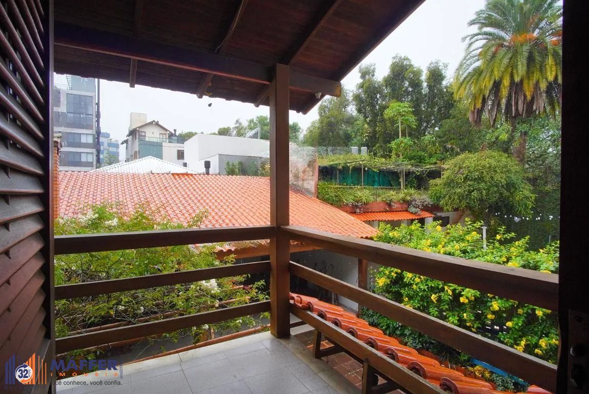 Casa, 4 quartos, 300 m² - Foto 1