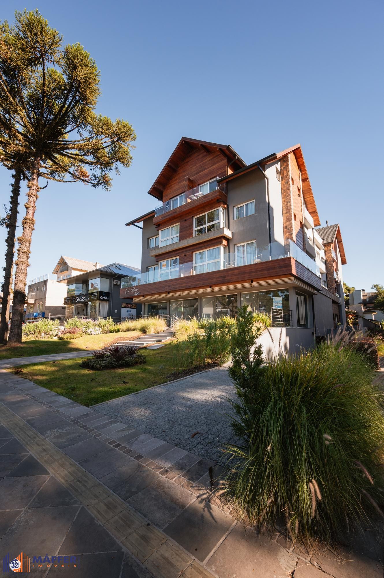 Apartamento 1 dormitório com churrasqueira em Gramado