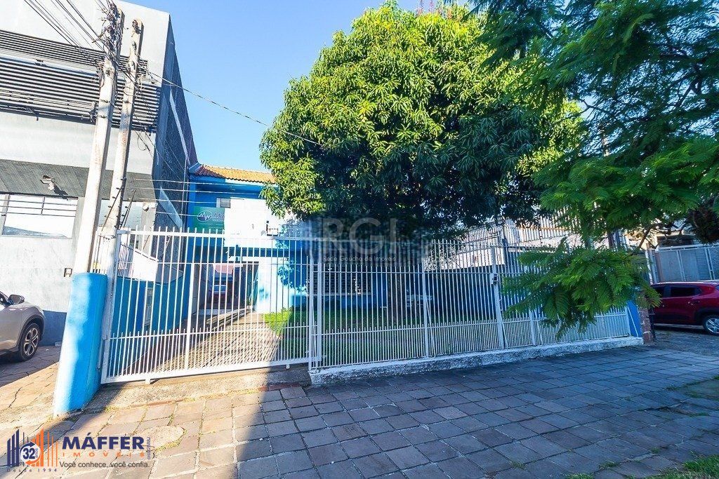 Casa com 9 dormitórios no bairro São Geraldo, pode ser comercial