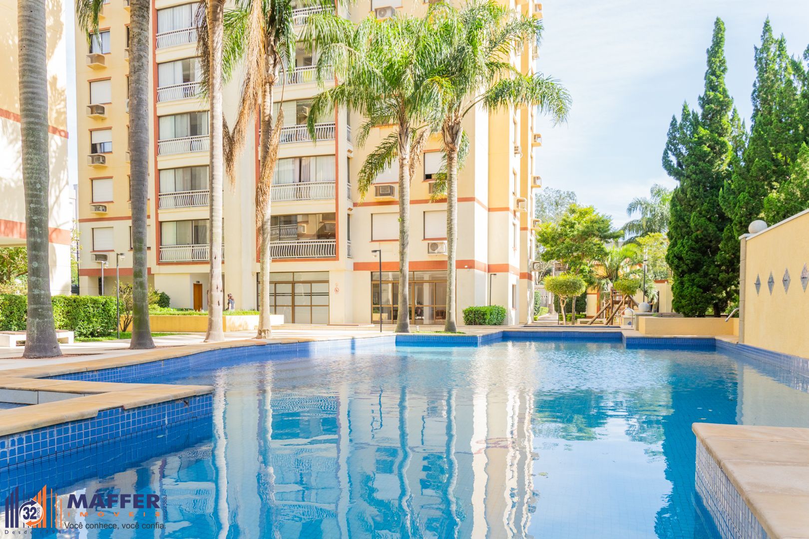 Apartamento para Venda - 93.43m², 3 dormitórios, sendo 1 suites, 2 vagas - Teresópolis
