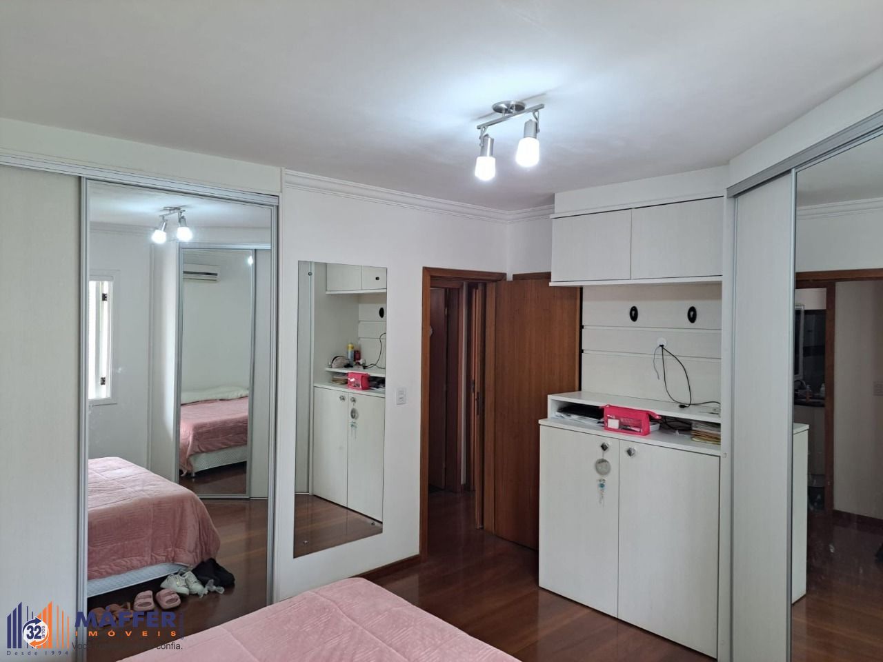 Casa, 4 quartos, 329 m² - Foto 32