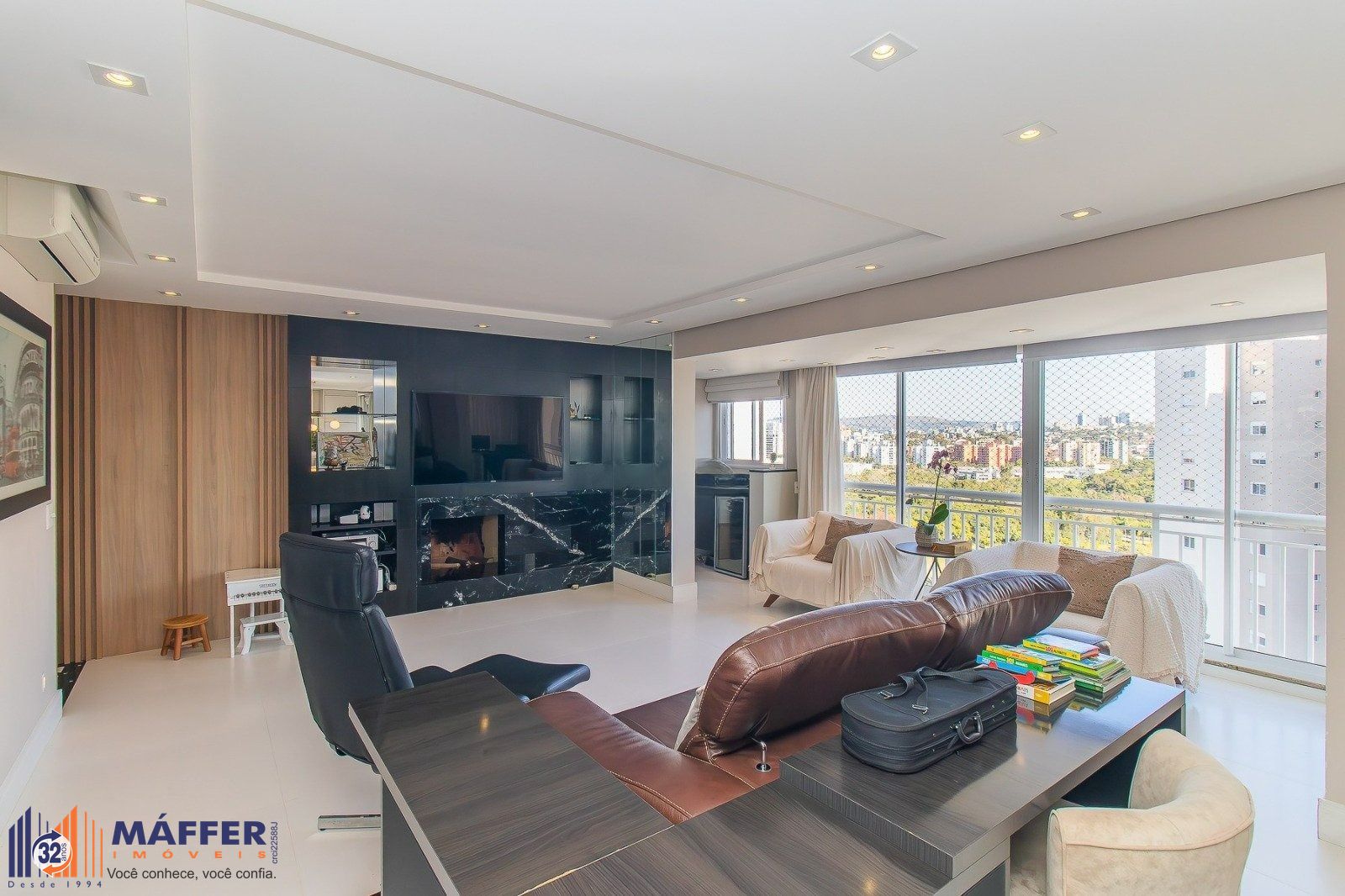 Apartamento, 3 quartos, 148 m² - Foto 1