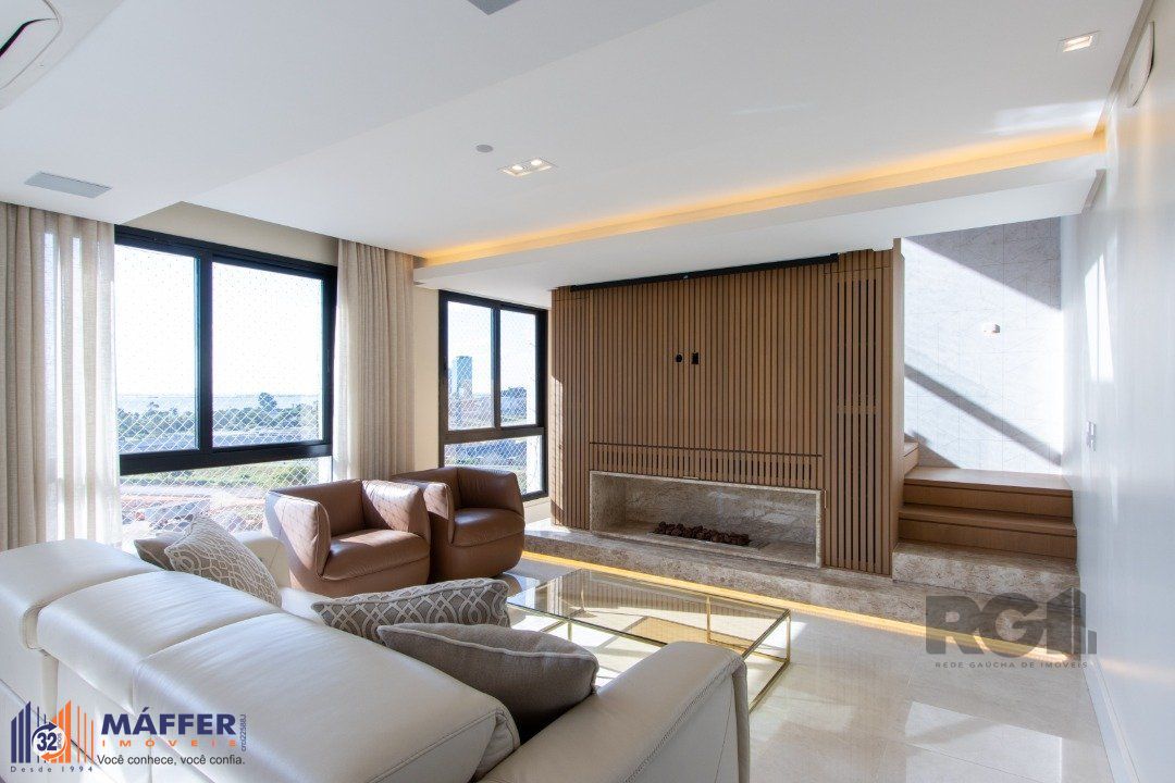 Duplex para Venda - 128.73m², 3 dormitórios, sendo 1 suites, 3 vagas - Cristal