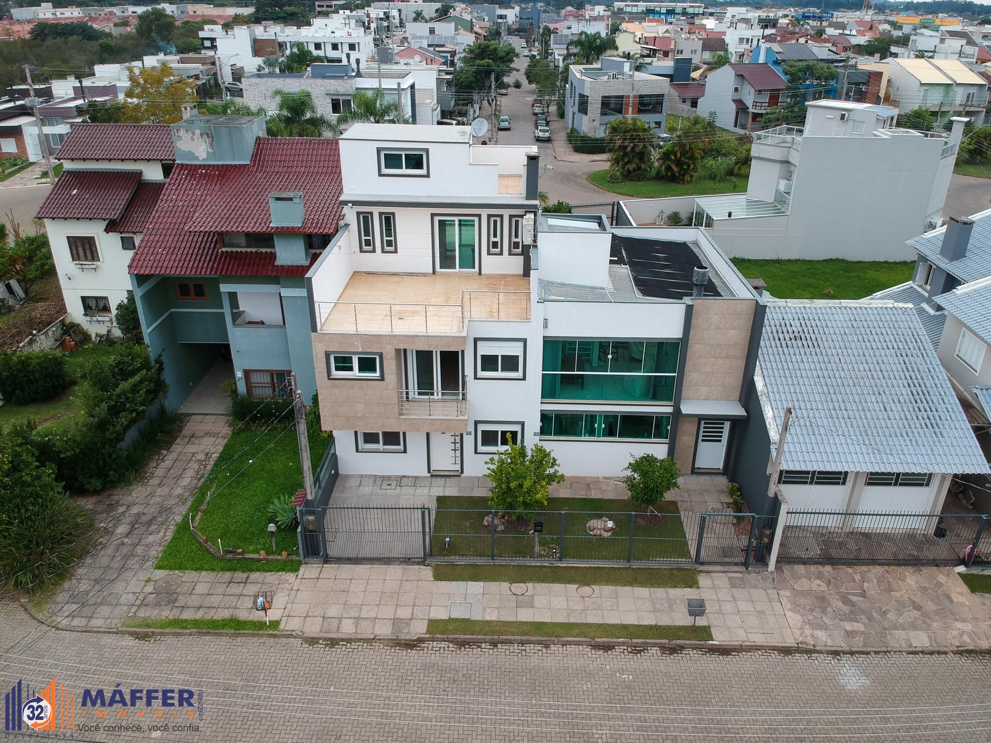 Casa no Lagos de Nova Ipanema com Elevador
